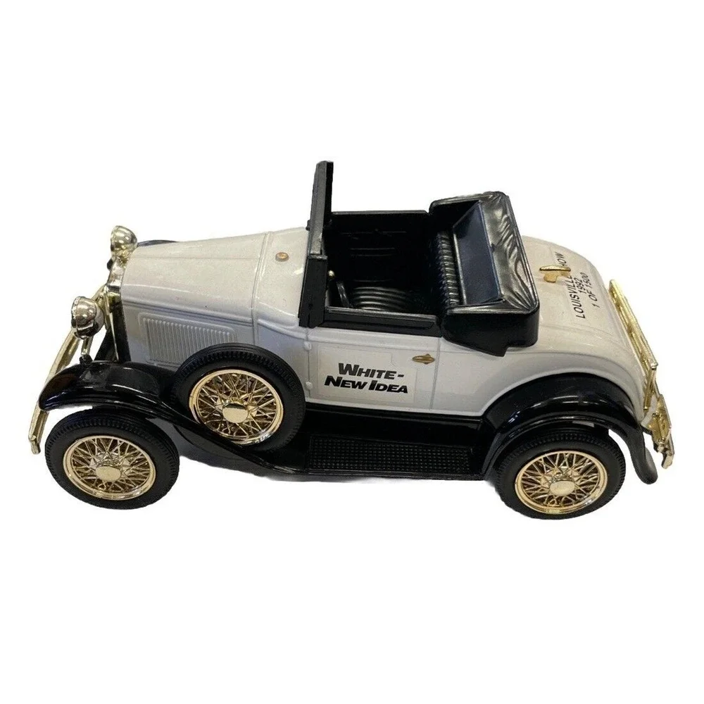 Liberty Classics White New‎ Idea Louisville Ford Model A Roadster 1:25 Die Cast